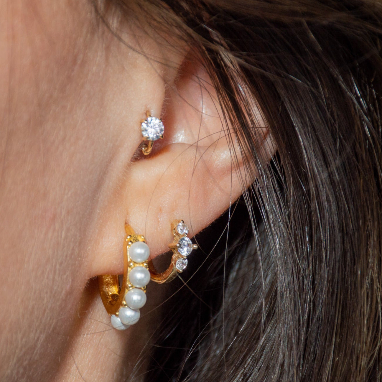 Chloe Pearl Hoops